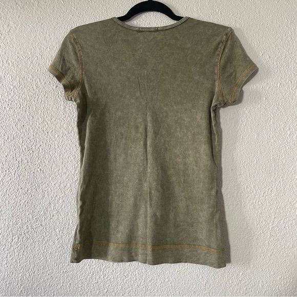 One World Fitted Shirt Women’s Large Green Washed Faded Y2K Grunge 2000s V Neck - Picture 8 of 13